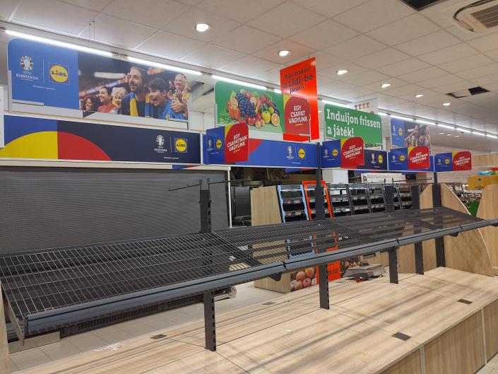 P0304 - Store & POS decoration
